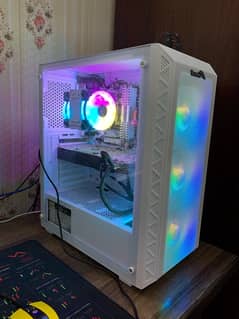 Gaming pc with Display