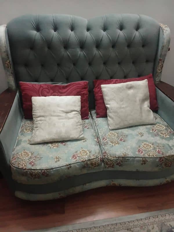 7 Seater Sofa Set in Mint Condition 2