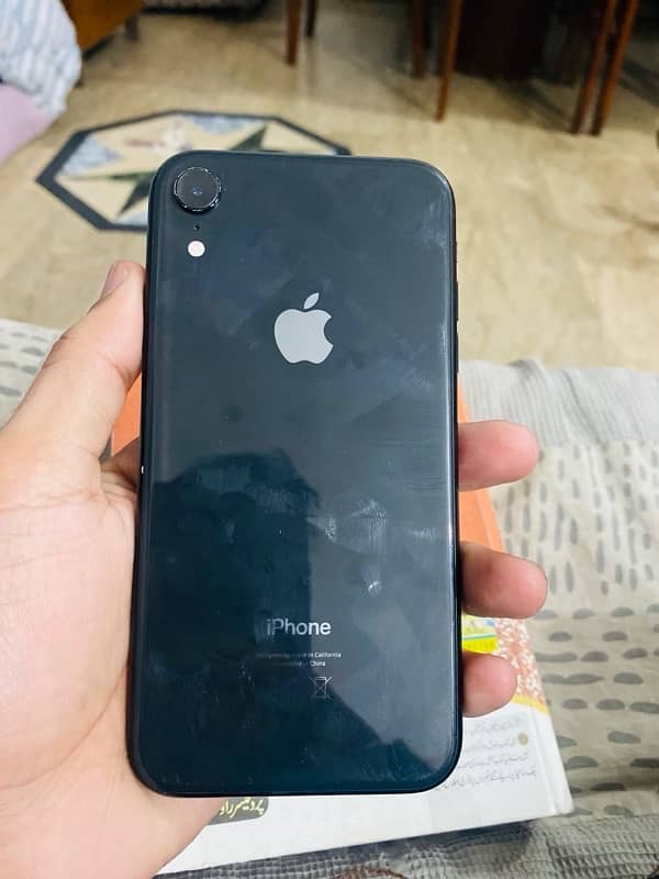 IPHONE XR 64GB 1