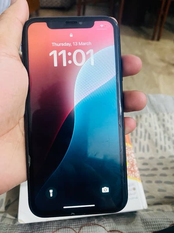 IPHONE XR 64GB 5