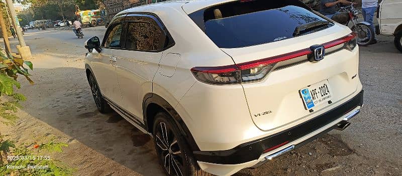 Honda Vezel 2021 4