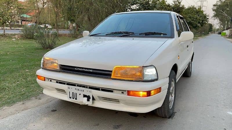 Daihatsu Charade 1990 0