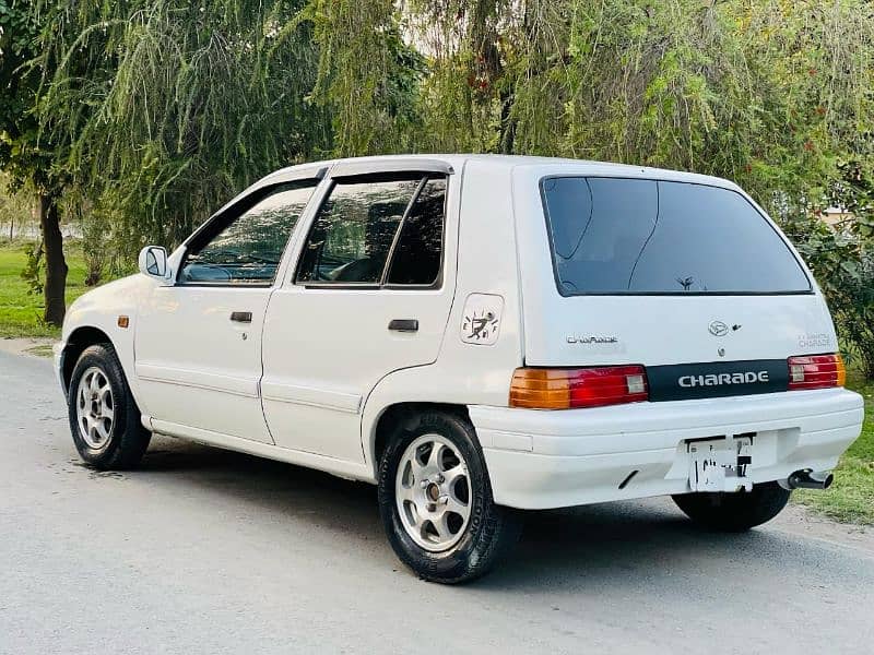 Daihatsu Charade 1990 6