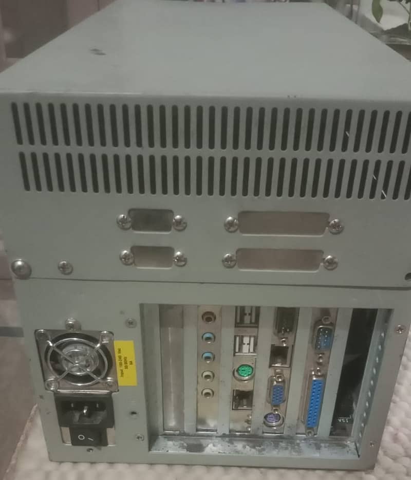 PCA-6186 Socket 478 Pentium 4 SBC w/ VGA, Ethernet 7