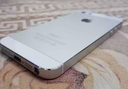 IPhone i5s 64gb 03126188317call wahtasp