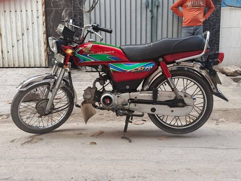 Honda CD-70 2018 1