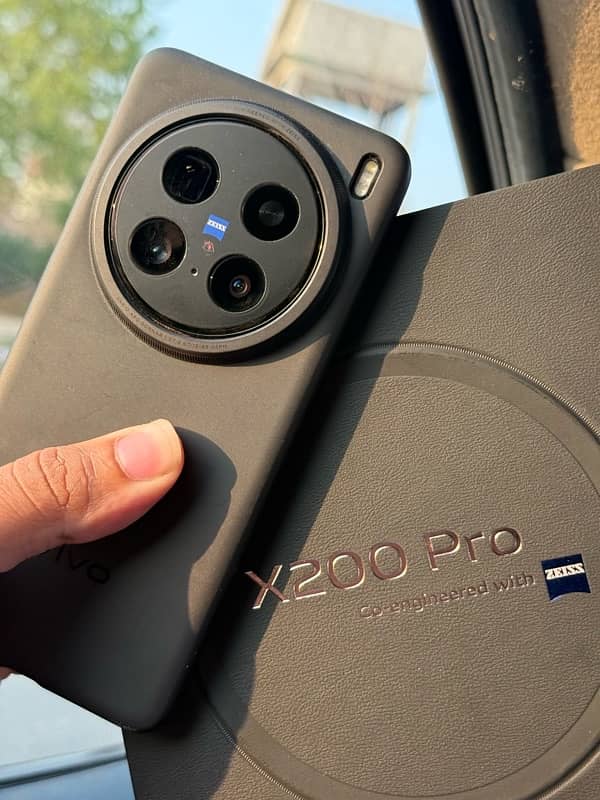 vivo x200 pro 0