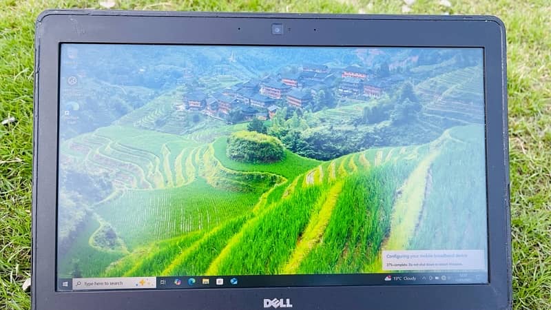 Dell Latitude E7270 1