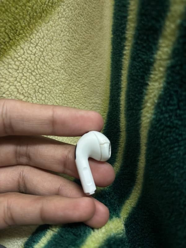 Airpods 2 4