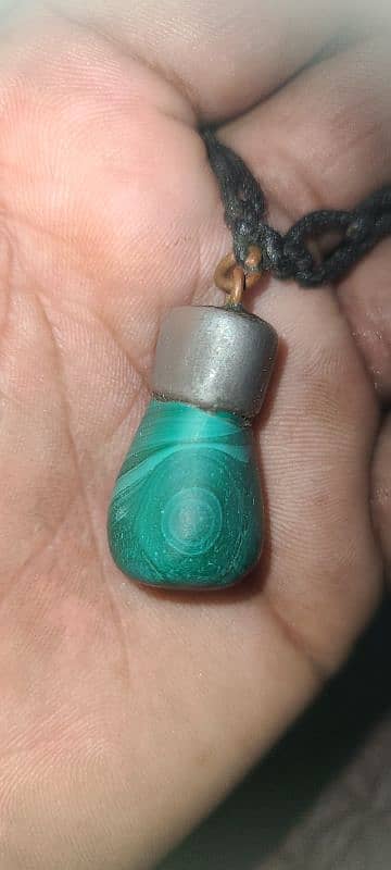 Malachite real stone 1