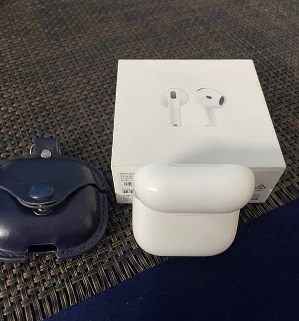 Apple AirPods 4 1