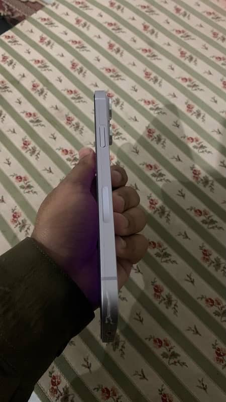 Iphone 14 plus only kit 100 health 10/10 wtsapp:0344/41350/72 5