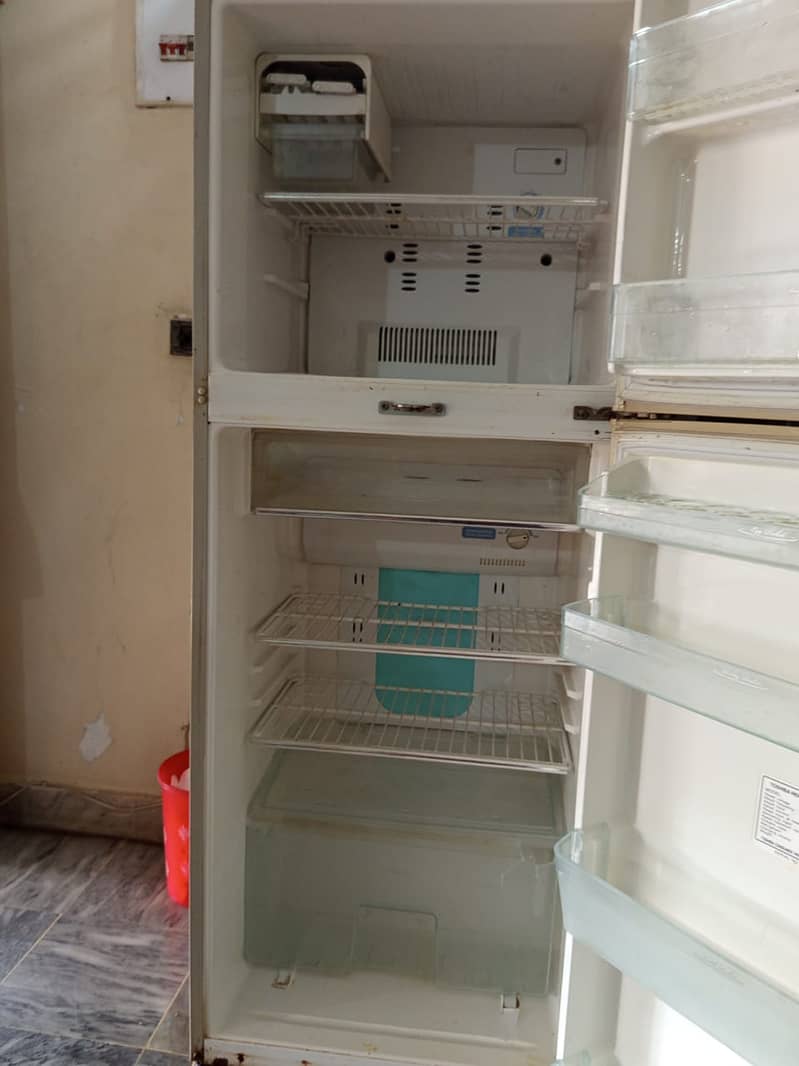 Toshiba Refrigerator 2