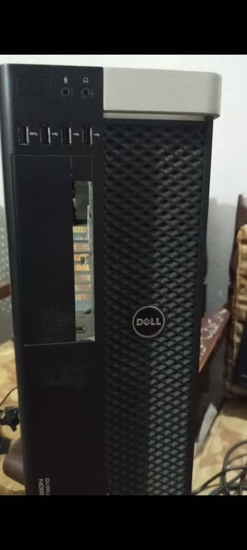 Dell precision T3610 0