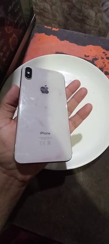 iphone xs max 1