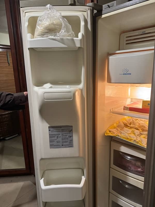 LG Double Door Fridge 2