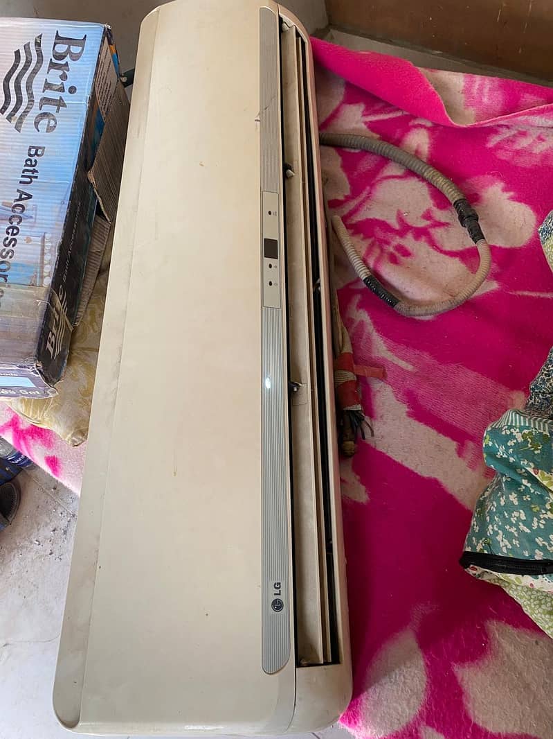 LG Ac for sale 0