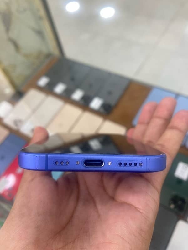 Iphone 11 Factory Unlock With Box Iphone 16 Jv 128GB 7