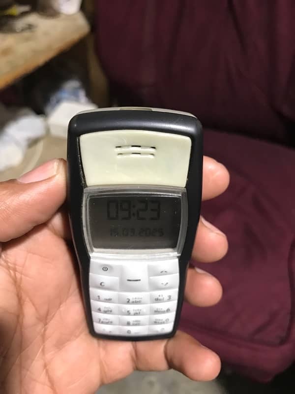 NOKIA 1100 3