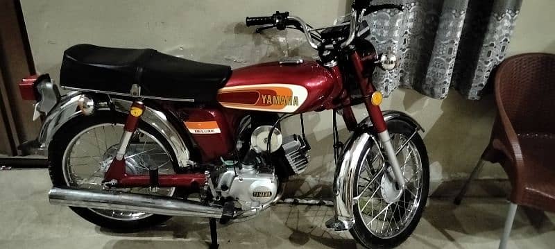 Yamaha y100 3