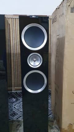 KEF R900 tower speakers