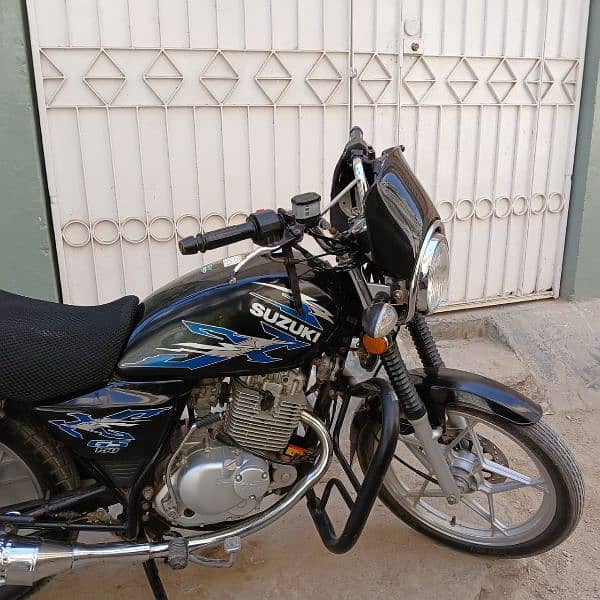 Suzuki GS 150cc 1