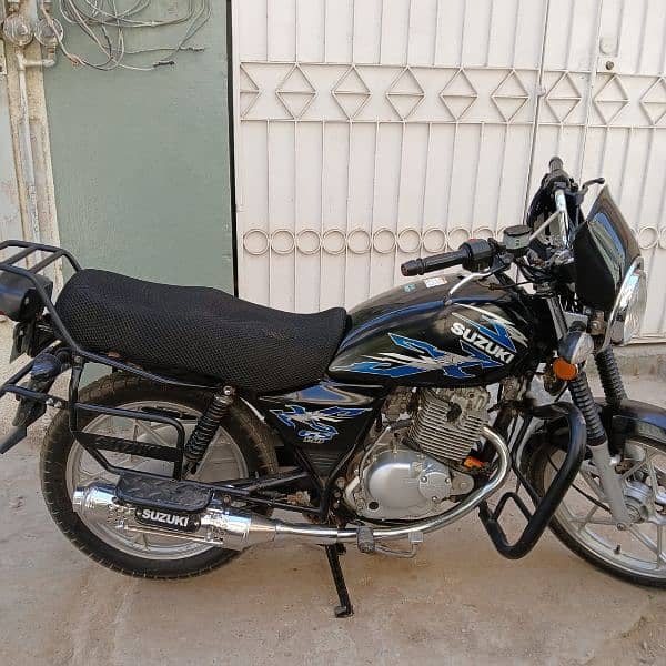 Suzuki GS 150cc 2