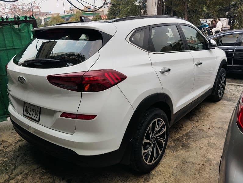 Hyundai Tucson 2023 4