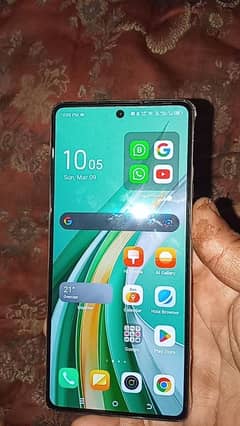 tecno camon 30 Louis v 8 GB RAM 256 ROM