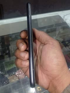 10.9 condition good phone without box and charger