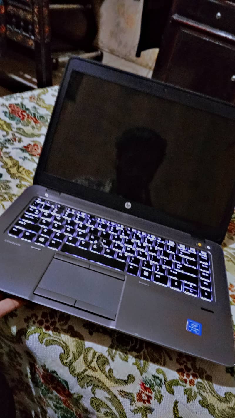 HP 840 G2 i5 5th gen 5