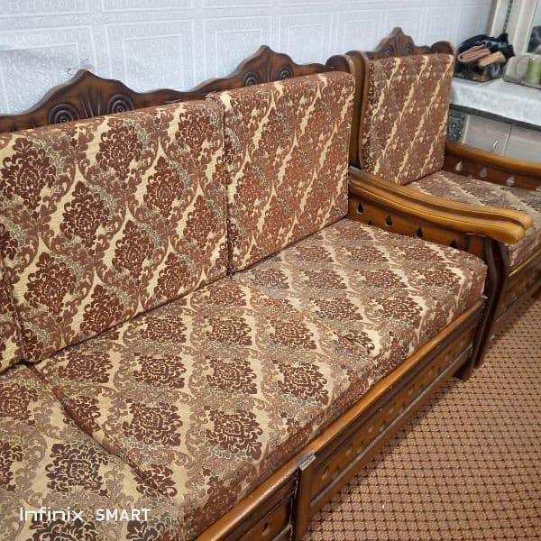 5 seeter sofa 3