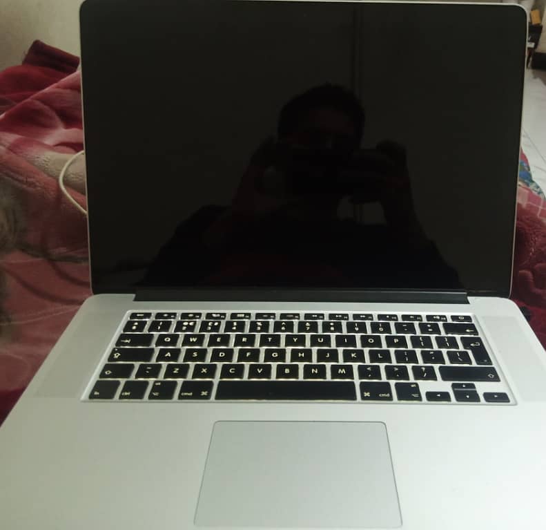 Mac book pro 2015 7