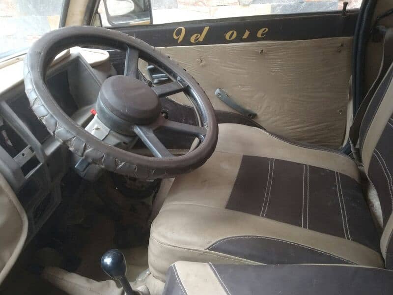 Suzuki Bolan Hiroof 1991 with lighting system and 2 fans installed 5