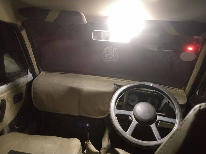 Suzuki Bolan Hiroof 1991 with lighting system and 2 fans installed 10