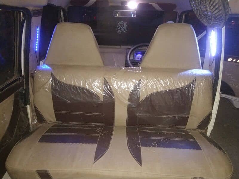 Suzuki Bolan Hiroof 1991 with lighting system and 2 fans installed 15