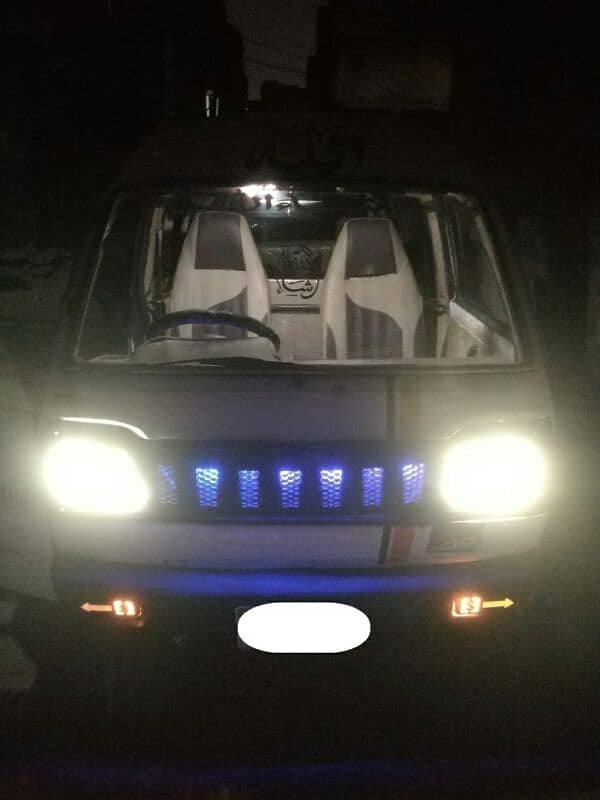 Suzuki Bolan Hiroof 1991 with lighting system and 2 fans installed 19