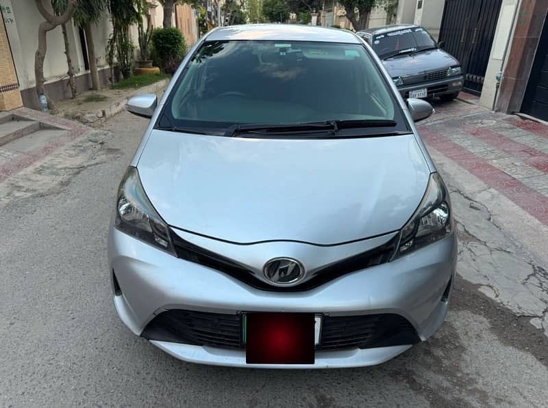 Toyota Vitz 2014 8