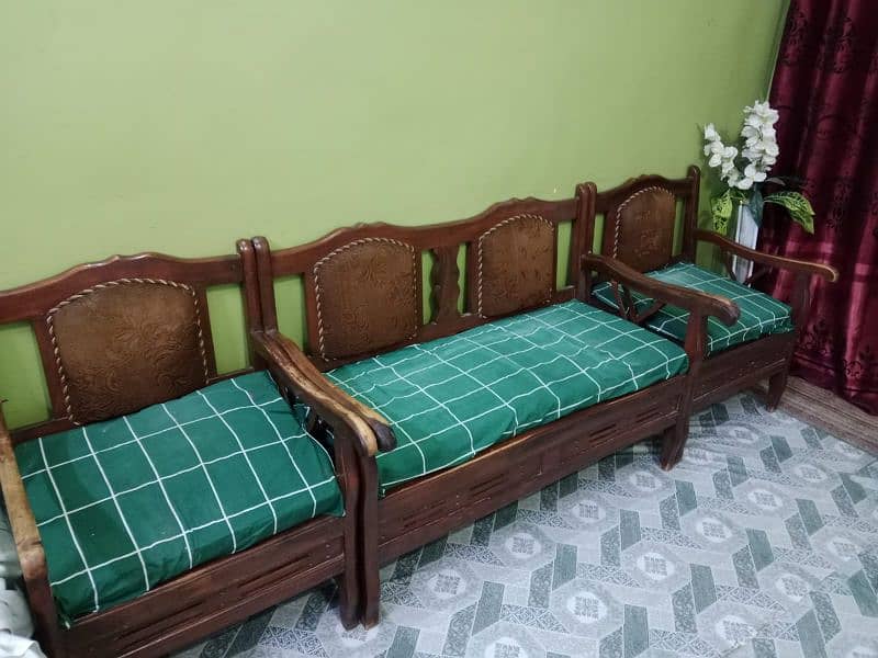 Sofa set for sell 1