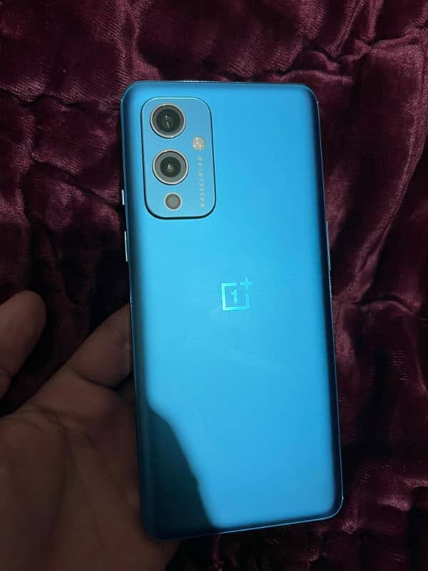 OnePlus 9 7