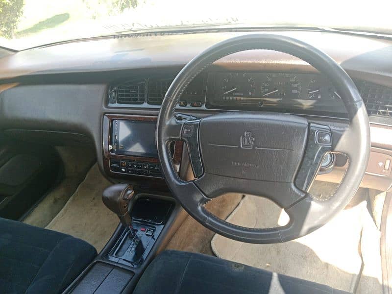 Toyota Crown 1994 12