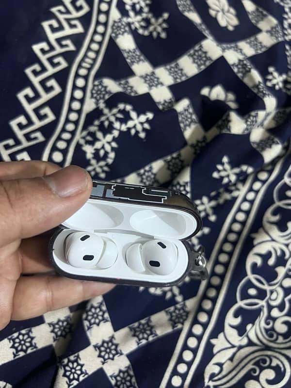 Apple air pods pro 2 gen type c 0