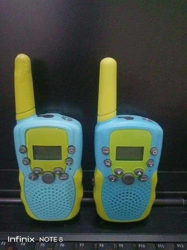 walkie talkie 0