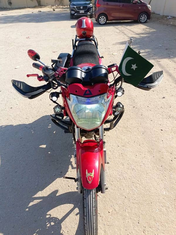 Yamaha YBR 125  2016 0