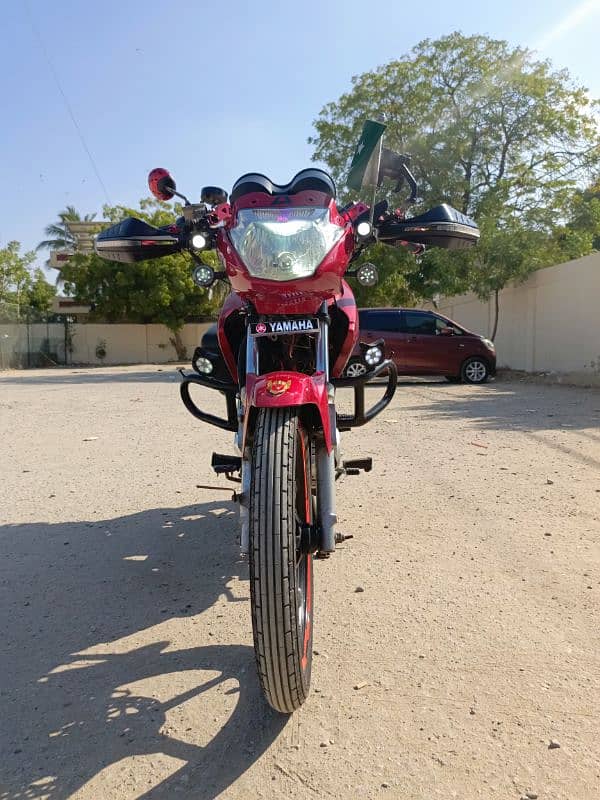 Yamaha YBR 125  2016 4