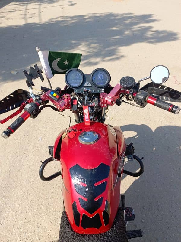 Yamaha YBR 125  2016 5