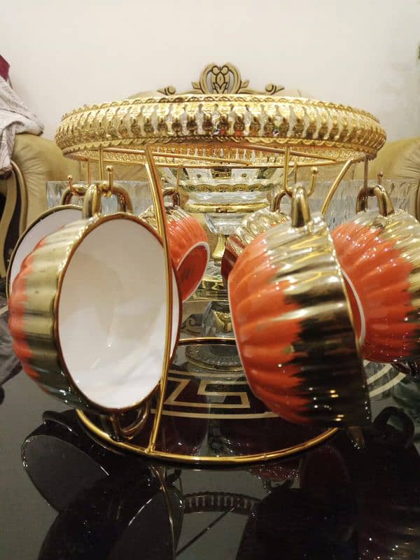 IMPORTED FANCY SOUP BOWLS 6