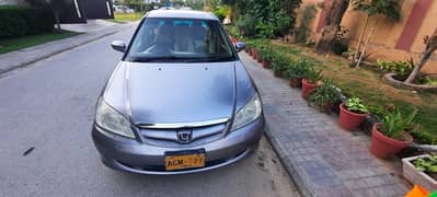 Honda Civic VTi Oriel 2005 - UG