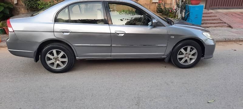 Honda Civic VTi Oriel 2005 - UG 9