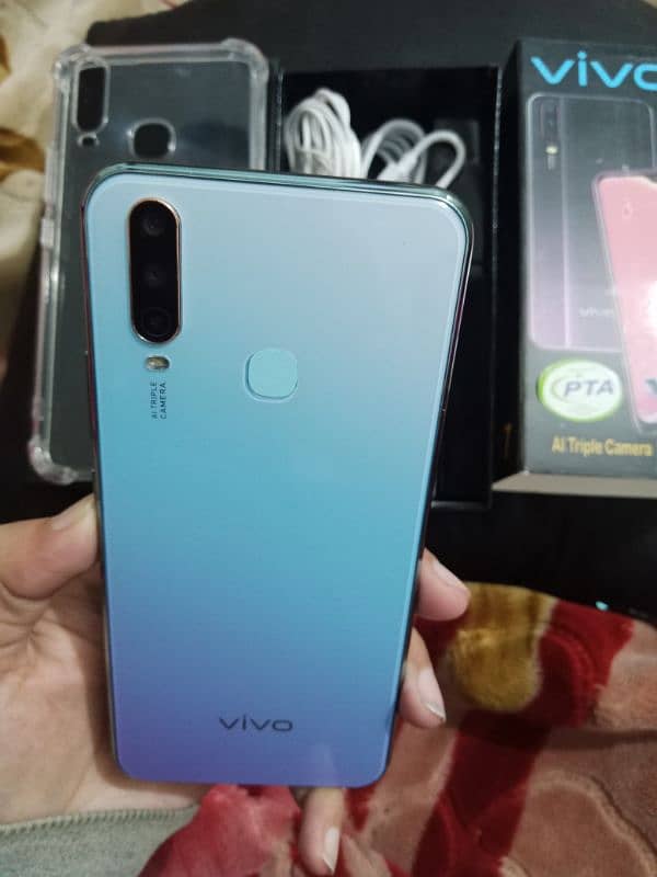 Vivo Y17 8